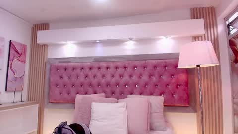 Snapshot of shy_cherry_ chatting on 3, 4, 2026 cherry online show from 3, 4, 2026