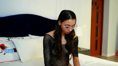 shy_eveline online show from 20, 7, 2026