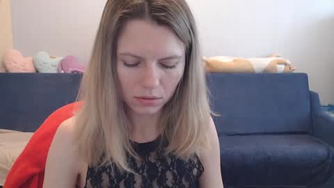 Snapshot of shy_moony chatting on 4, 4, 2026 just Alex online show from 4, 4, 2026