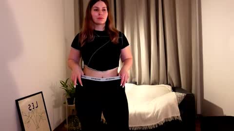 Snapshot of shy_nerd_babyy chatting on 9, 2, 2025 shy_nerd_babyy online show from 9, 2, 2025