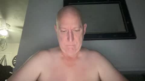 shy_one_cam online show from 17, 12, 2025