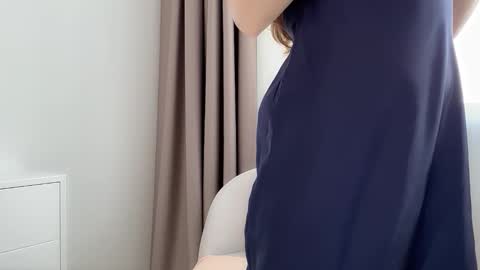 shy_schoolgirl_ online show from 28, 2, 2026