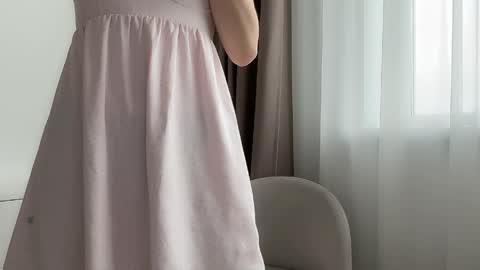 Snapshot of shy_schoolgirl_ chatting on 8, 6, 2026 shy_schoolgirl_ online show from 8, 6, 2026