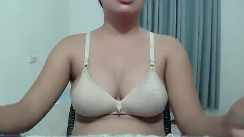 shy_thea online show from 27, 11, 2025