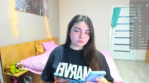 Snapshot of shyadalin chatting on 1, 4, 2026 ShyAdalin online show from 1, 4, 2026