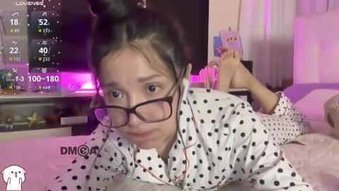 Snapshot of shyangie24 chatting on 18, 3, 2026 Angeline 3 independent come here when am horny... online show from 18, 3, 2026