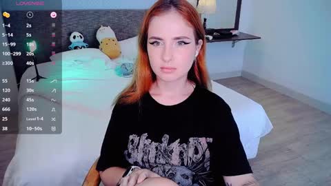 Snapshot of shyfoxxxy chatting on 31, 3, 2026 Effie online show from 31, 3, 2026