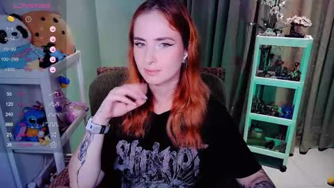 Snapshot of shyfoxxxy chatting on 17, 4, 2026 Effie online show from 17, 4, 2026