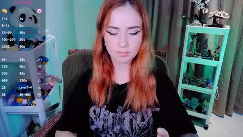 Snapshot of shyfoxxxy chatting on 21, 4, 2026 Effie online show from 21, 4, 2026