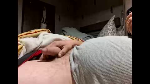 Snapshot of shyguycurious5 chatting on 20, 11, 2025 shyguycurious5 online show from 20, 11, 2025