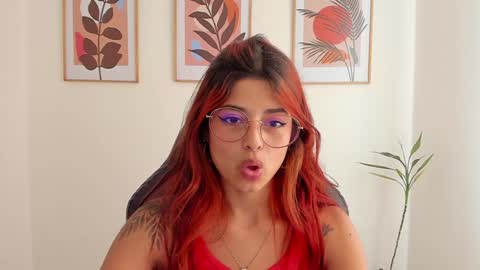 Snapshot of shylittlebunny chatting on 22, 1, 2025 shylittlebunny online show from 22, 1, 2025
