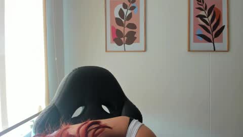 Snapshot of shylittlebunny chatting on 7, 4, 2026 shylittlebunny online show from 7, 4, 2026