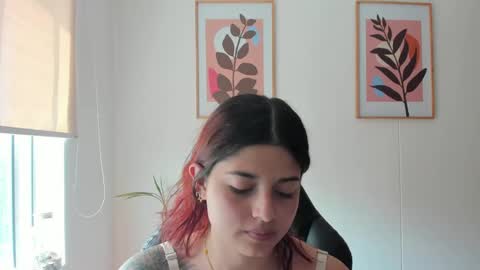 Snapshot of shylittlebunny chatting on 22, 4, 2026 shylittlebunny online show from 22, 4, 2026