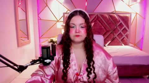 Snapshot of shylysweet chatting on 28, 3, 2026 Shyly online show from 28, 3, 2026