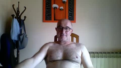 Snapshot of shymmy10 chatting on 9, 5, 2026 shymmy10 online show from 9, 5, 2026