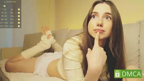 Snapshot of shypeachmaru chatting on 16, 5, 2026 Mary online show from 16, 5, 2026