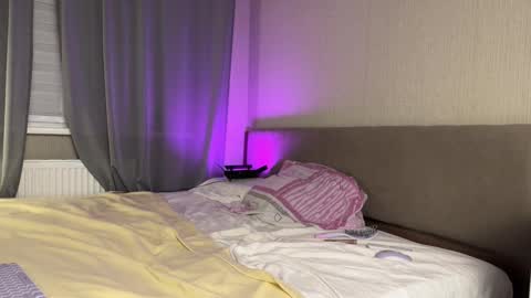 Amelia online show from 8, 10, 2025