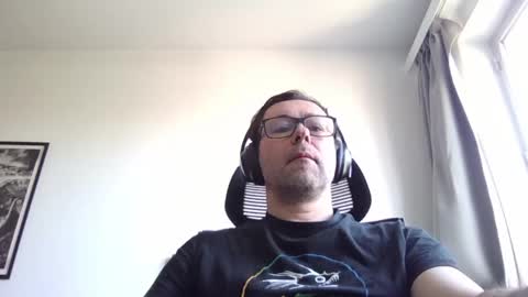 Snapshot of shytoyboy__ chatting on 25, 4, 2026 shytoyboy__ online show from 25, 4, 2026