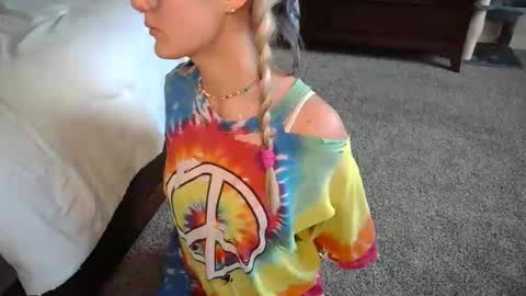 shypetitebaby online show from 3, 11, 2025