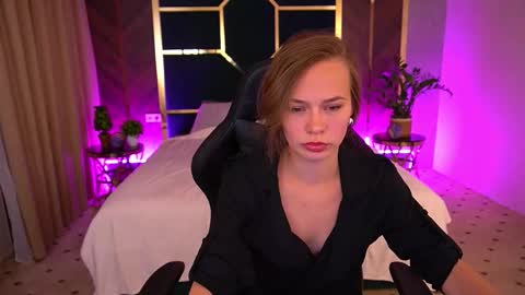 Snapshot of shyysiren chatting on 10, 9, 2025 shyysiren online show from 10, 9, 2025