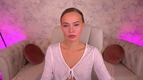 Snapshot of shyysiren chatting on 13, 9, 2025 shyysiren online show from 13, 9, 2025