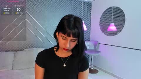 Snapshot of sia_roose chatting on 28, 3, 2026 Sia online show from 28, 3, 2026