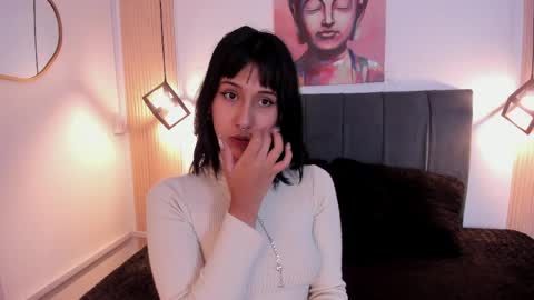 Snapshot of sia_roose chatting on 5, 4, 2026 Sia online show from 5, 4, 2026