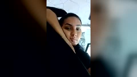 Snapshot of siacavali chatting on 28, 7, 2026 Sia online show from 28, 7, 2026