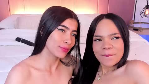 Snapshot of siara_lewis_ chatting on 16, 3, 2026 Siara and Zoe tattoo online show from 16, 3, 2026