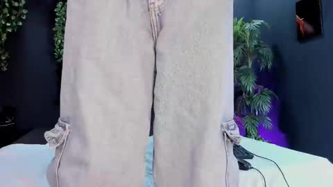 SIENA MORALES online show from 20, 2, 2025