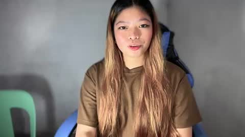 Snapshot of sienna_babe chatting on 23, 6, 2026 sienna_babe online show from 23, 6, 2026