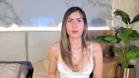 sienna belluccii online show from 2, 8, 2026