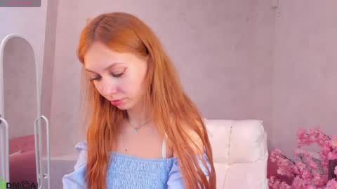 Snapshot of sienna_nyx chatting on 28, 5, 2026 Sienna online show from 28, 5, 2026
