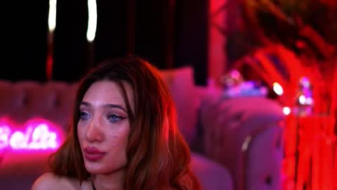 Sienna online show from 18, 2, 2026