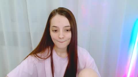 Snapshot of siennamia chatting on 18, 5, 2026 Sienna Mia online show from 18, 5, 2026