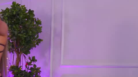 Snapshot of siennaruh chatting on 27, 6, 2026 Sienna online show from 27, 6, 2026