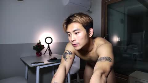 Snapshot of silas_kim chatting on 12, 1, 2026 Silas Kim online show from 12, 1, 2026