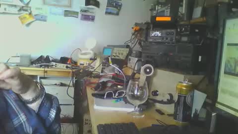 Snapshot of silentfce5 chatting on 12, 4, 2026 Silent online show from 12, 4, 2026