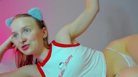 Mila online show from 31, 10, 2025