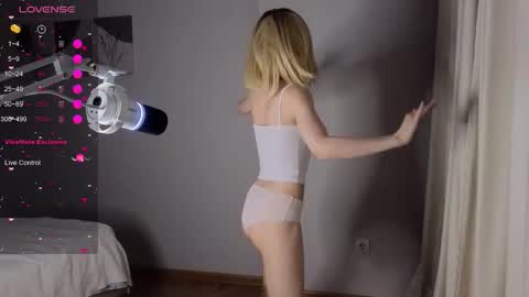 Snapshot of silly___woman chatting on 26, 3, 2026 silly___woman online show from 26, 3, 2026