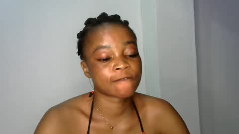 Snapshot of silm_baddie14 chatting on 10, 6, 2026 slim daddie14 online show from 10, 6, 2026