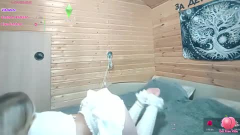 Snapshot of silvadevil chatting on 4, 12, 2025 Kate online show from 4, 12, 2025