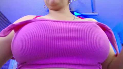 Snapshot of silvana_monroe chatting on 28, 11, 2025 SIlvana online show from 28, 11, 2025