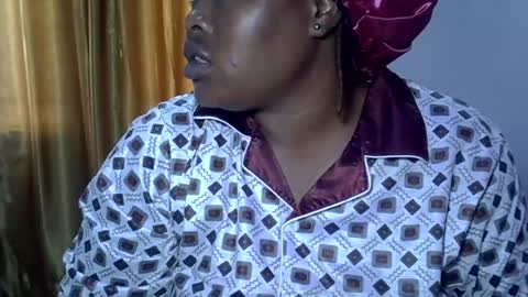 Snapshot of silver_baby06 chatting on 18, 6, 2026 silver baby06 online show from 18, 6, 2026
