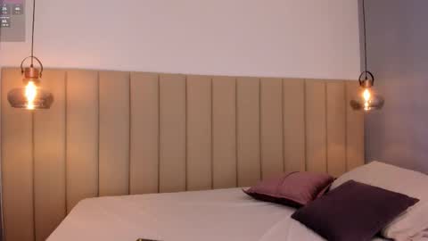 Snapshot of silver_monroe chatting on 3, 12, 2025 silver_monroe online show from 3, 12, 2025