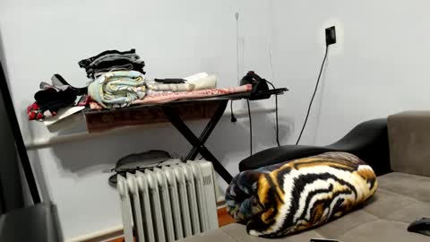 Snapshot of silverbob2024 chatting on 1, 2, 2025 Sir online show from 1, 2, 2025