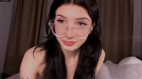 Snapshot of silverflower_ chatting on 17, 3, 2026 Riya online show from 17, 3, 2026