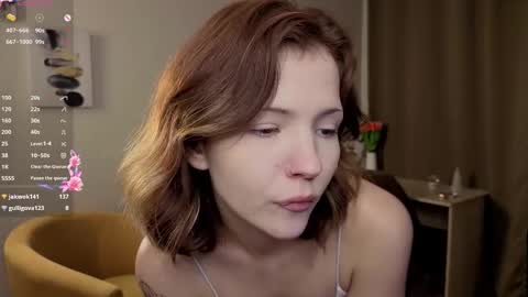 Snapshot of silverhaskell chatting on 23, 11, 2025 Engel online show from 23, 11, 2025