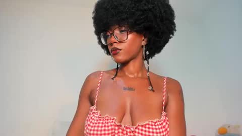 Snapshot of silverosequeen chatting on 11, 4, 2026 silverosequeen online show from 11, 4, 2026