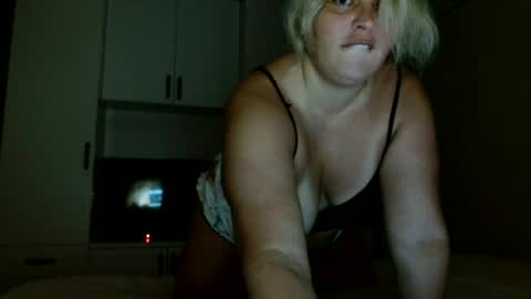 Snapshot of silvess333 chatting on 28, 6, 2026 Dasa online show from 28, 6, 2026
